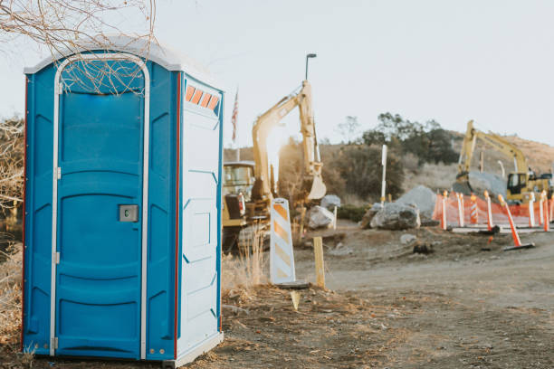 Best Luxury portable toilet rental  in Ossian, IN